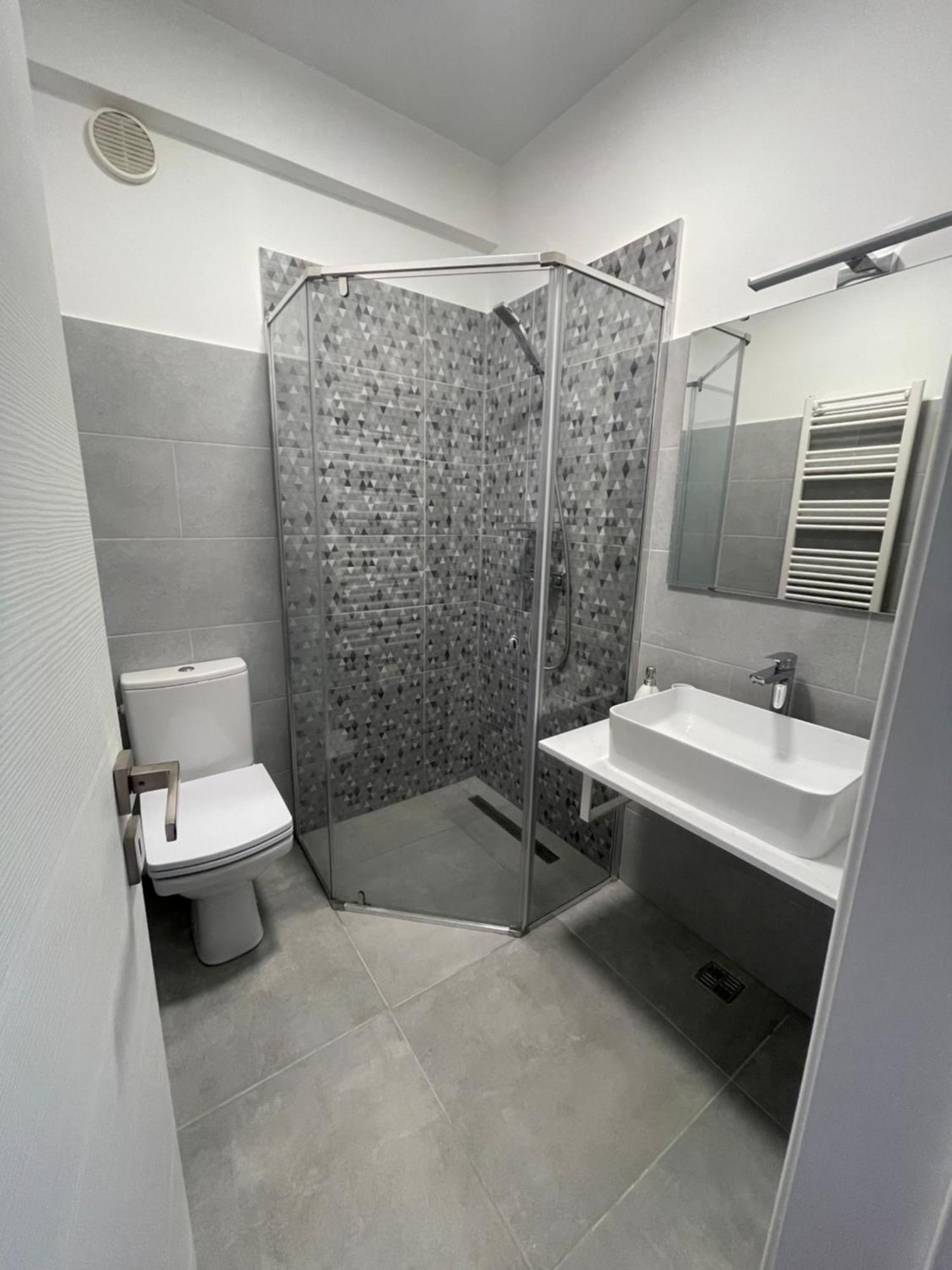 Lahuzur - Casa De Vacanta - Therme Balotesti & Aeroport Otopeni Săftica Esterno foto