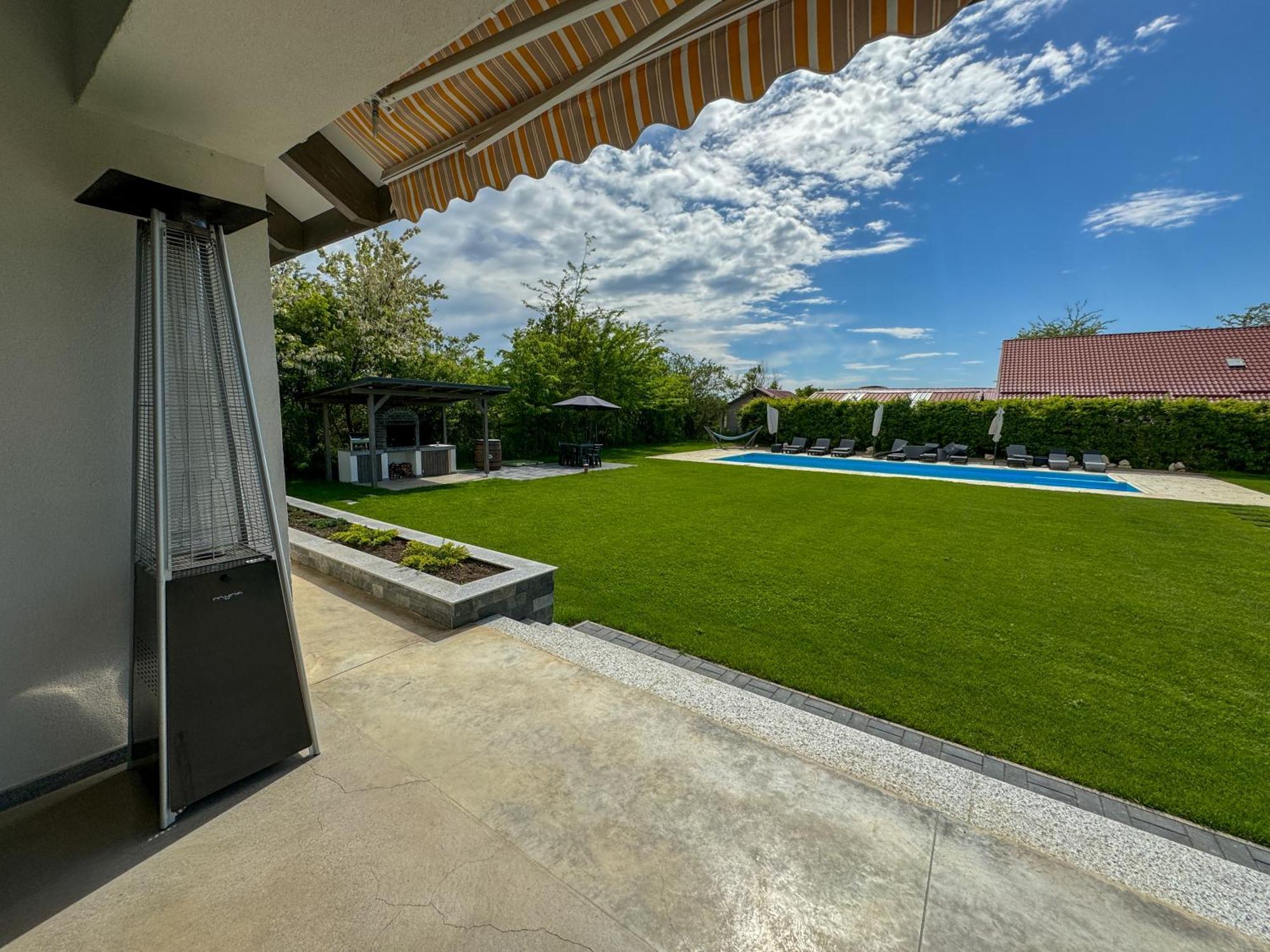 Lahuzur - Casa De Vacanta - Therme Balotesti & Aeroport Otopeni Săftica Esterno foto